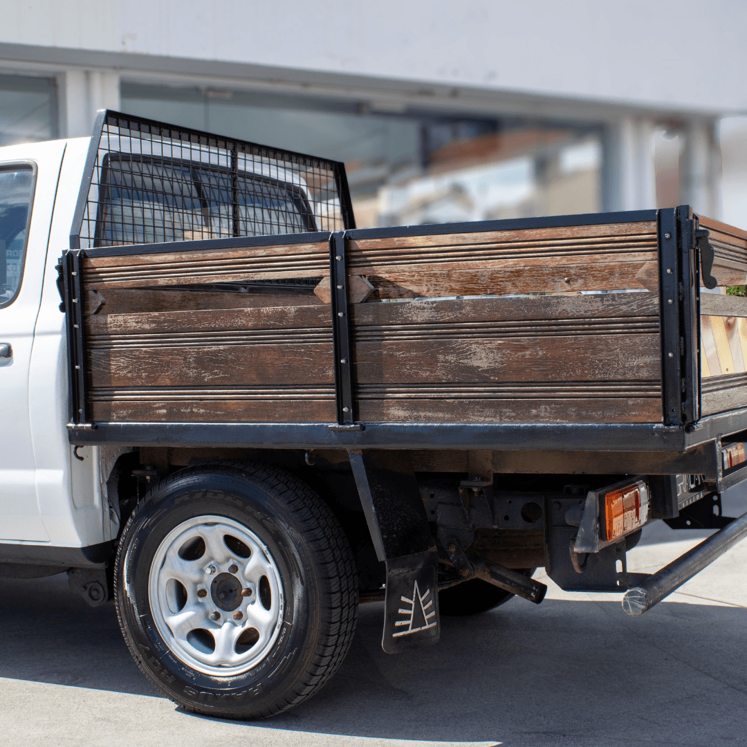 Nissan Pickup 4×2 C/D