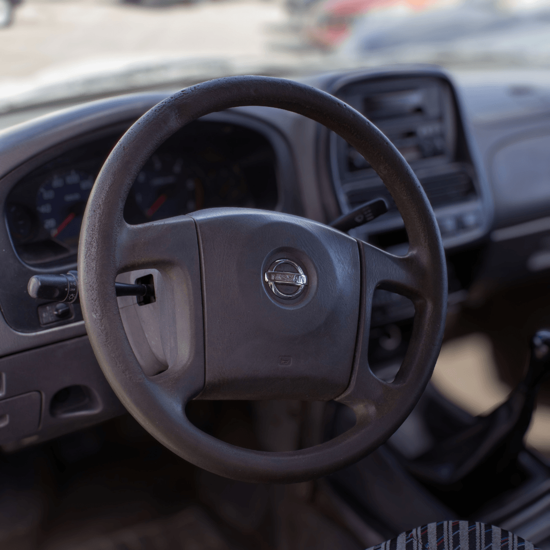 Nissan Pickup 4×2 C/D